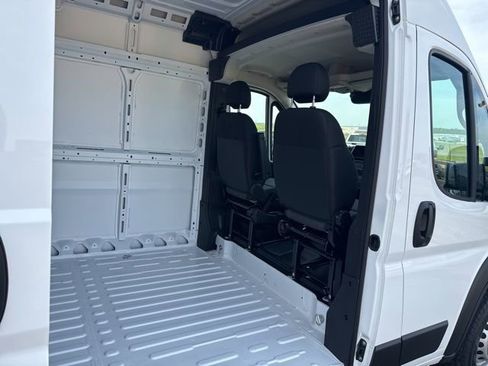 New 2026 RAM ProMaster 2500 w/ Power Group image 12