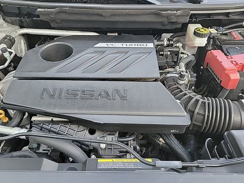 Used 2022 Nissan Rogue SV image 31