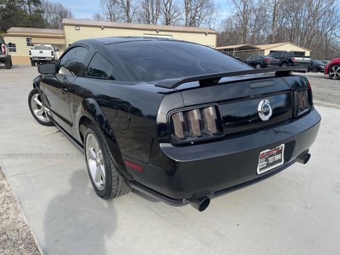 Used 2006 Ford Mustang GT Premium image 5