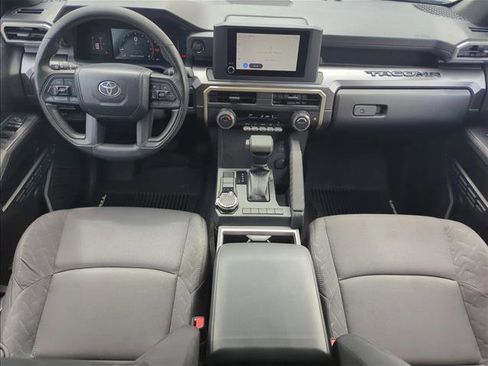 Used 2025 Toyota Tacoma SR5 AWD/4WD image 16