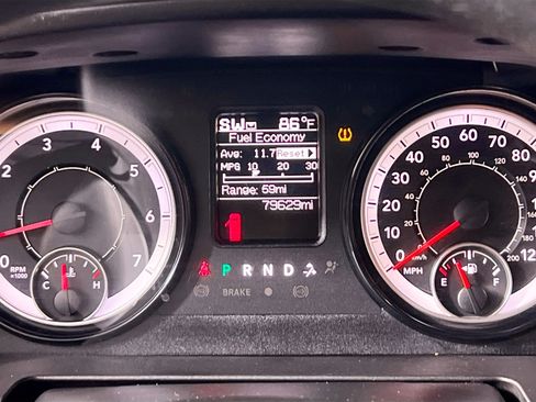 Used 2019 RAM 1500 Classic SLT AWD/4WD image 22
