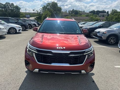Certified 2024 Kia Seltos S AWD/4WD image 2