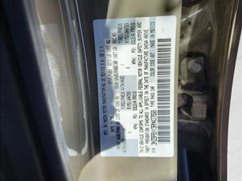 Used 2024 MAZDA MAZDA3 s image 11