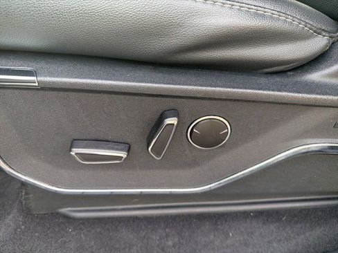 Used 2023 Ford F150 Lariat w/ Equipment Group 502A High image 27