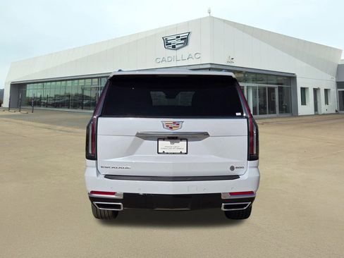 New 2026 Cadillac Escalade ESV Luxury image 5