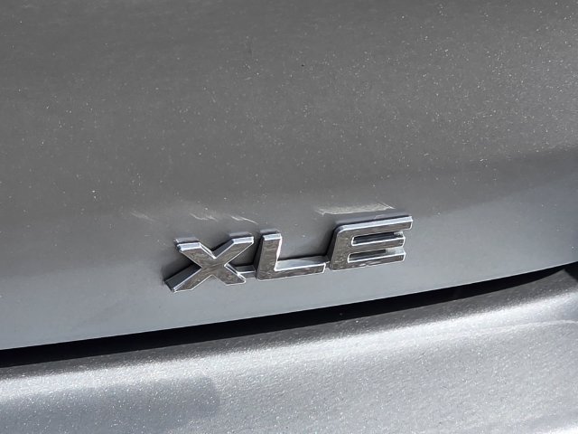 Used 2022 Toyota Highlander XLE FWD image 33