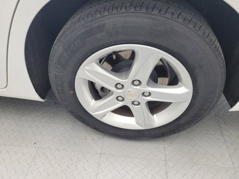 Used 2023 Chevrolet Malibu LT image 31