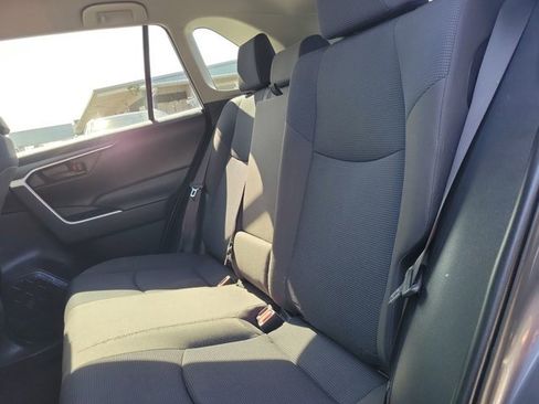 Used 2019 Toyota RAV4 LE image 20