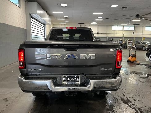 Used 2025 RAM 2500 Big Horn AWD/4WD image 9