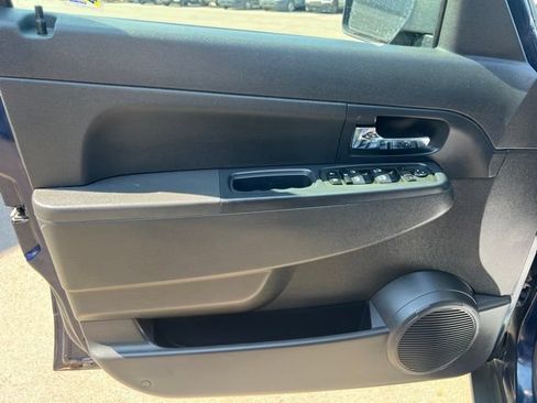 Used 2012 Jeep Liberty Sport AWD/4WD image 18
