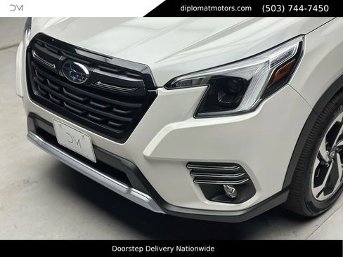 Used 2024 Subaru Forester Touring image 14
