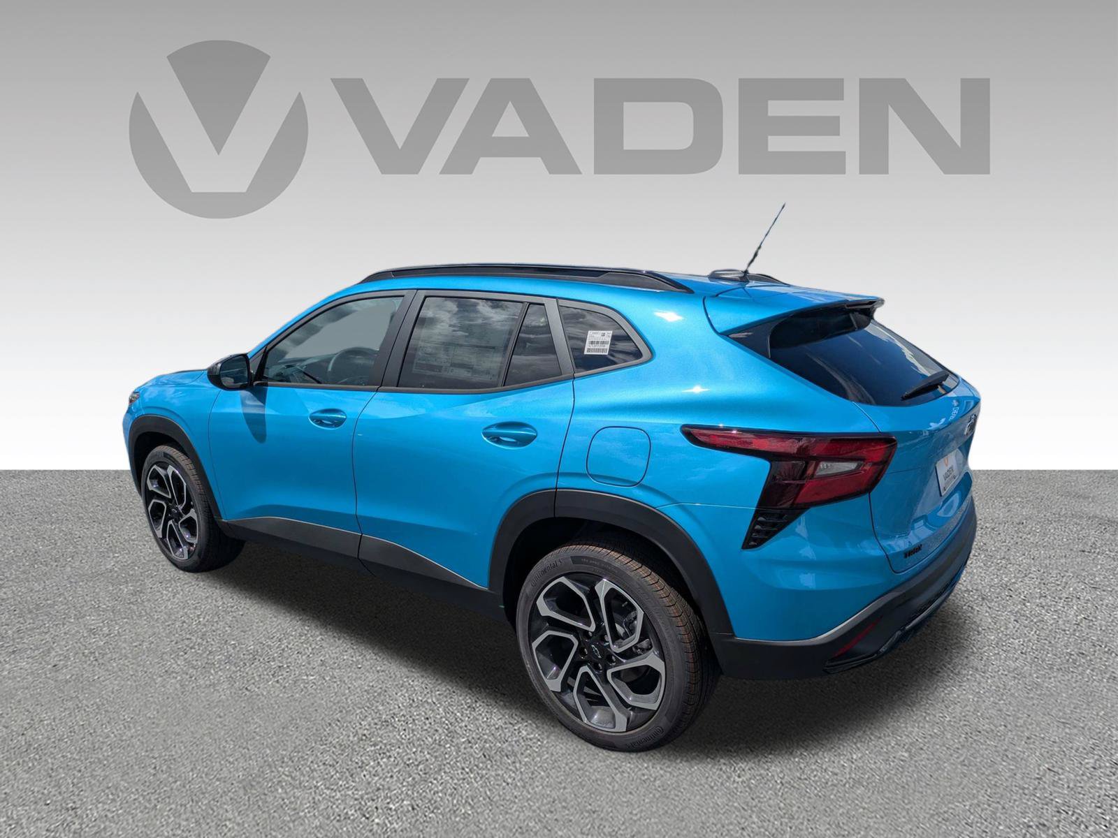 New 2026 Chevrolet Trax RS w/ Sunroof Package FWD image 30