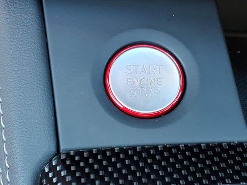 Used 2024 Audi SQ5 Premium Plus w/ Premium Plus Package image 22