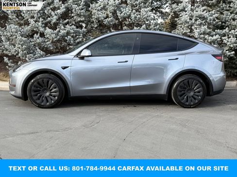 Used 2024 Tesla Model Y Long Range image 4