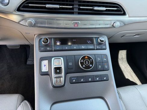 Used 2021 Hyundai Palisade Calligraphy image 31