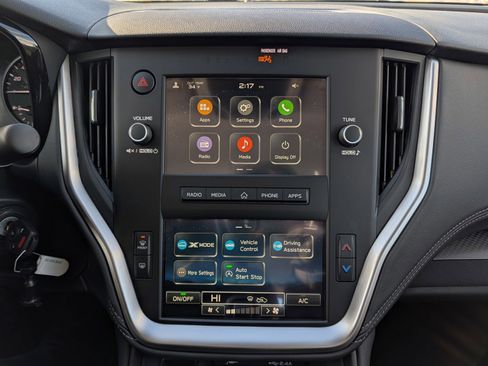 Certified 2025 Subaru Outback image 22