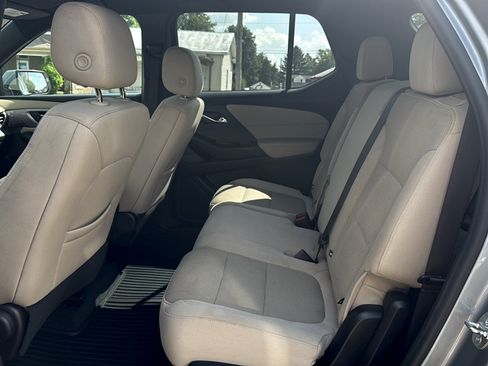 Used 2023 Chevrolet Traverse LS w/ Safety Package FWD image 12