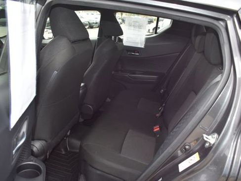 Used 2019 Toyota C-HR XLE FWD image 29