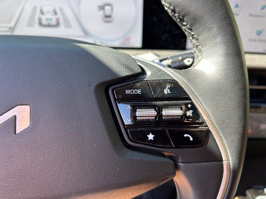 Used 2023 Kia EV6 GT-Line AWD/4WD image 10