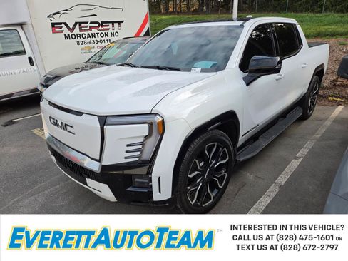Used 2025 GMC Sierra EV Denali AWD/4WD image 1