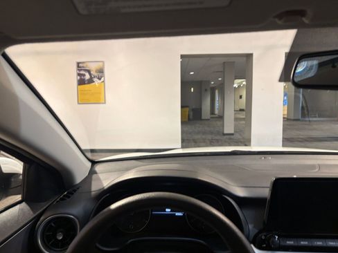 Used 2024 Kia Forte LXS image 32