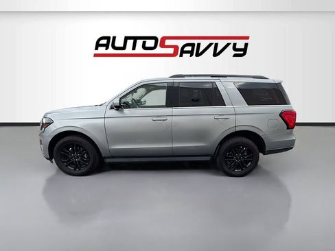 Used 2024 Ford Expedition XLT RWD image 4