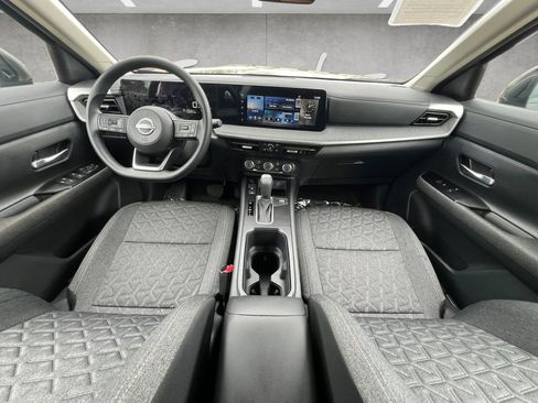 Certified 2025 Nissan Kicks SV FWD image 20