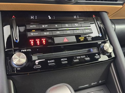 Used 2025 Lexus IS 350 F Sport image 27