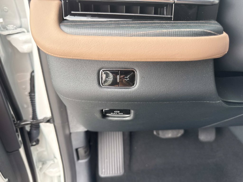 New 2026 Lincoln Navigator Black Label AWD/4WD image 34