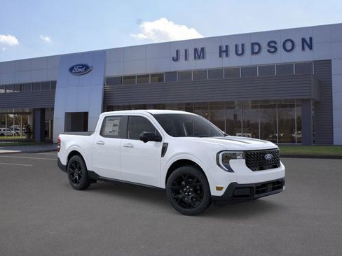 New 2026 Ford Maverick Lariat w/ Black Appearance Package image 7