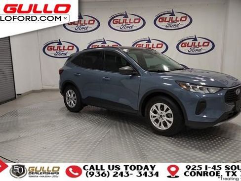 Used 2025 Ford Escape Active image 2