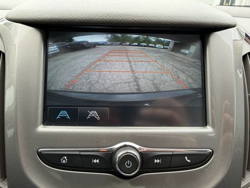 Used 2017 Chevrolet Cruze LT w/ RS Package FWD image 13