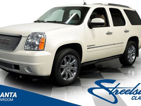 Used 2009 GMC Yukon Denali image 1