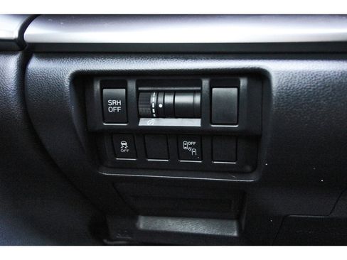 Used 2019 Subaru Crosstrek 2.0i Limited image 20