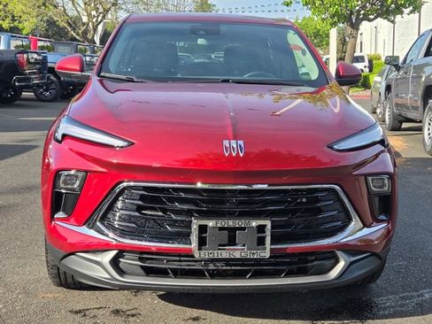 Used 2024 Buick Encore GX Preferred w/ Comfort Package image 2