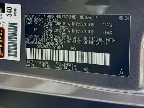 Certified 2024 Toyota Sienna XLE w/ XLE Plus Package AWD/4WD image 41