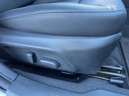 Used 2016 Subaru Legacy 3.6R Limited image 14