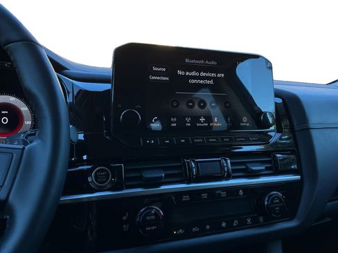 Used 2023 Nissan Pathfinder Platinum w/ Cargo Package image 12