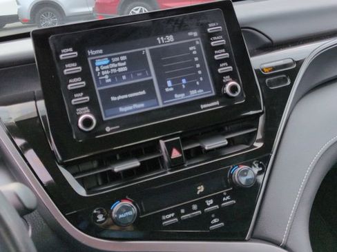 Used 2024 Toyota Camry SE w/ Convenience Package image 24