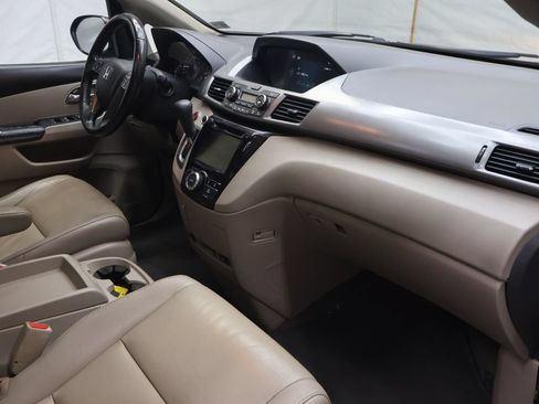 Used 2017 Honda Odyssey EX-L image 10