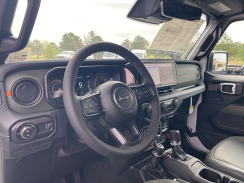 New 2026 Jeep Gladiator Mojave AWD/4WD image 13