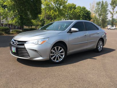 Used 2015 Toyota Camry XLE w/ Moonroof Package