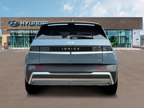 New 2026 Hyundai Ioniq 5 SE AWD/4WD image 6