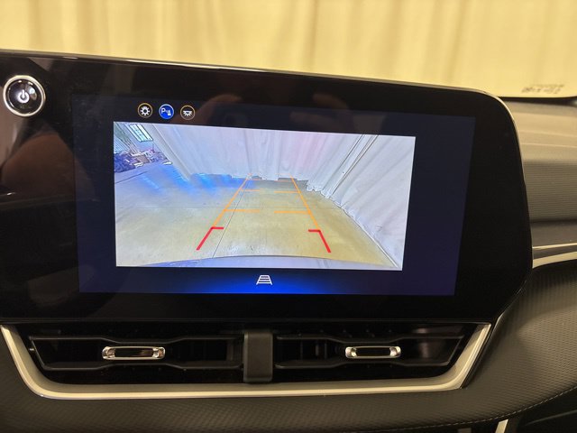 Used 2026 Chevrolet Equinox LT FWD image 19