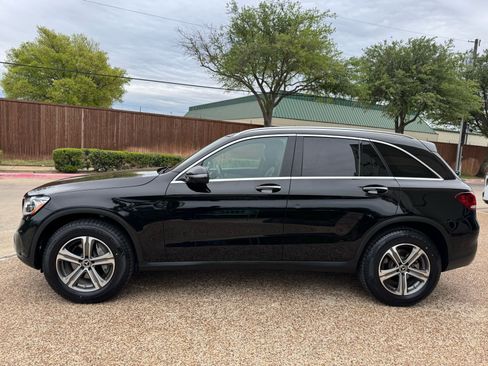 Used 2020 Mercedes-Benz GLC 300 w/ Parking Assistance Package image 6