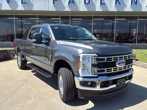 New 2026 Ford F250 XLT image 1