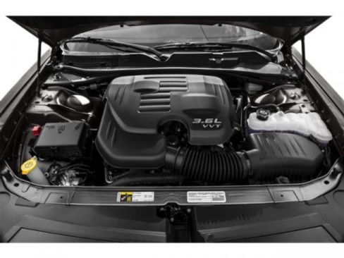 Used 2015 Dodge Challenger SXT Plus image 29