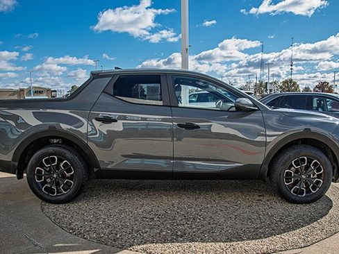 Used 2024 Hyundai Santa Cruz SE image 6