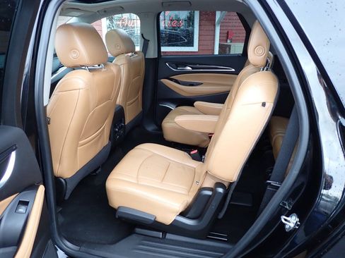 Used 2018 Buick Enclave Essence w/ Experience Buick Package AWD/4WD image 8