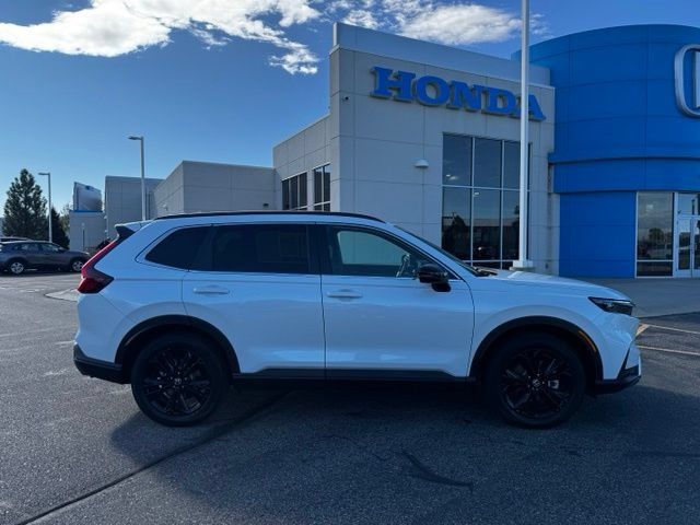 Used 2023 Honda CR-V Sport Touring image 4